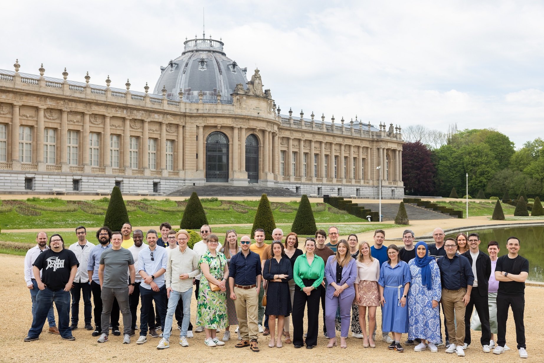 Groepsfoto Lernova 2023 kopie